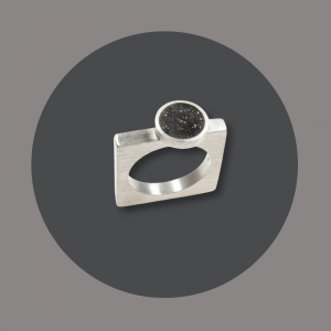 Ring eckig Silber mit Kristallachat schwarz