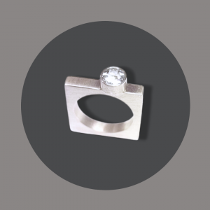 Ring eckig Silber mit Bergkristall