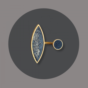 Doppelring goldplattiert Schiefer- Pyrit mit Kristallachat